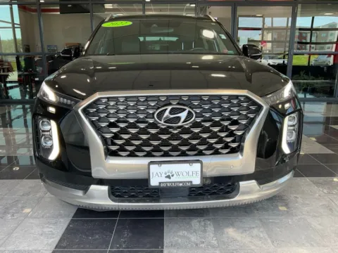 Photos of 2022 Hyundai Palisade Calligraphy for sale in Kansas City, MO at Jay Wolfe Toyota