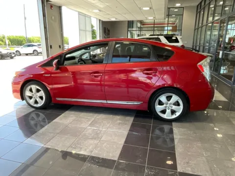 More photos of 2013 Toyota Prius Five at Jay Wolfe Toyota, MO