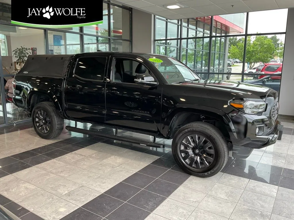 Black 2023 Toyota Tacoma Limited for sale in Kansas City, MO