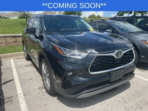 Another view of 2023 Toyota Highlander Platinum for sale in Kansas City, MO at Jay Wolfe Toyota