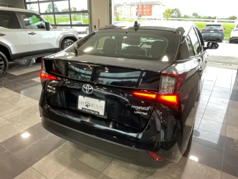 More photos of 2020 Toyota Prius Limited at Jay Wolfe Toyota, MO