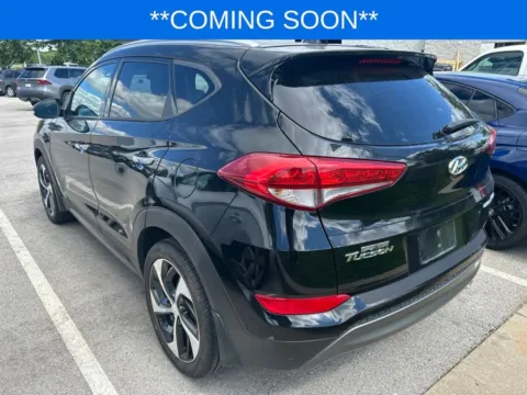 More photos of 2016 Hyundai Tucson Limited at Jay Wolfe Toyota, MO
