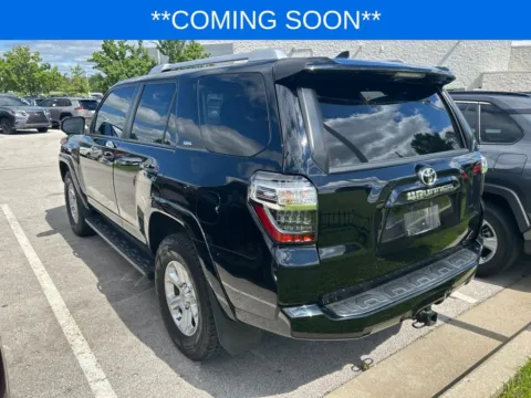 More photos of 2018 Toyota 4Runner SR5 at Jay Wolfe Toyota, MO