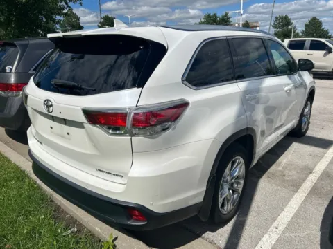 Another view of 2015 Toyota Highlander Limited for sale in Kansas City, MO at Jay Wolfe Toyota