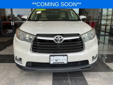 Photos of 2015 Toyota Highlander Limited for sale in Kansas City, MO at Jay Wolfe Toyota