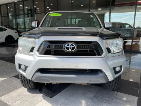 Photos of 2013 Toyota Tacoma for sale in Kansas City, MO at Jay Wolfe Toyota