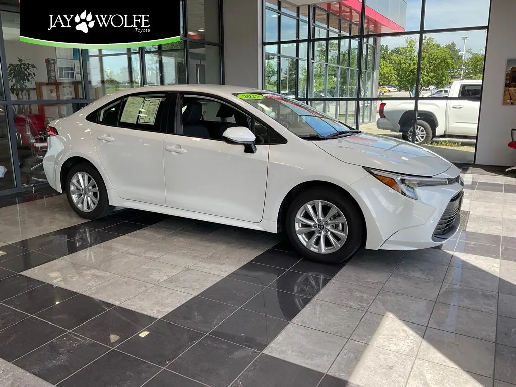 Unknown 2025 Toyota Corolla Hybrid LE for sale in Kansas City, MO
