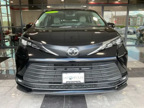 Photos of 2026 Toyota Sienna XLE for sale in Kansas City, MO at Jay Wolfe Toyota