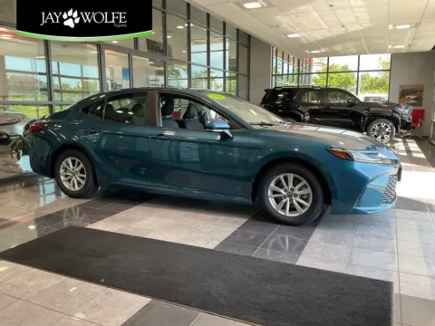 Blue 2025 Toyota Camry LE for sale in Kansas City, MO