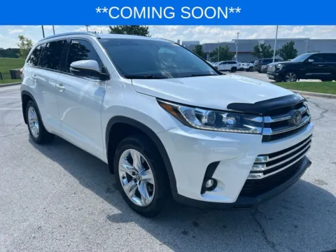 Another view of 2019 Toyota Highlander Limited for sale in Kansas City, MO at Jay Wolfe Toyota