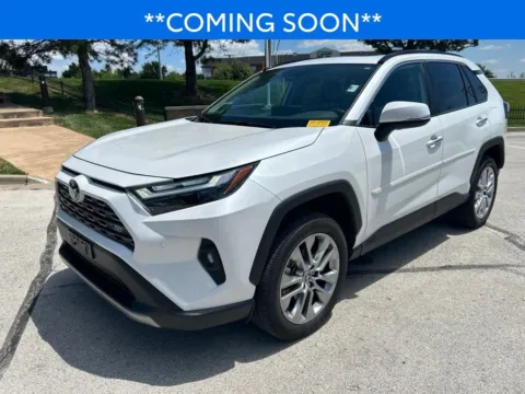 White 2025 Toyota RAV4 Limited for sale in Kansas City, MO