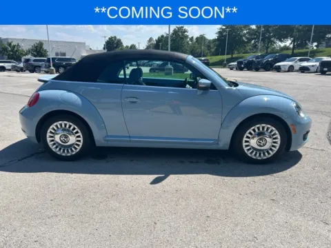 More photos of 2014 Volkswagen Beetle 2.5L at Jay Wolfe Toyota, MO