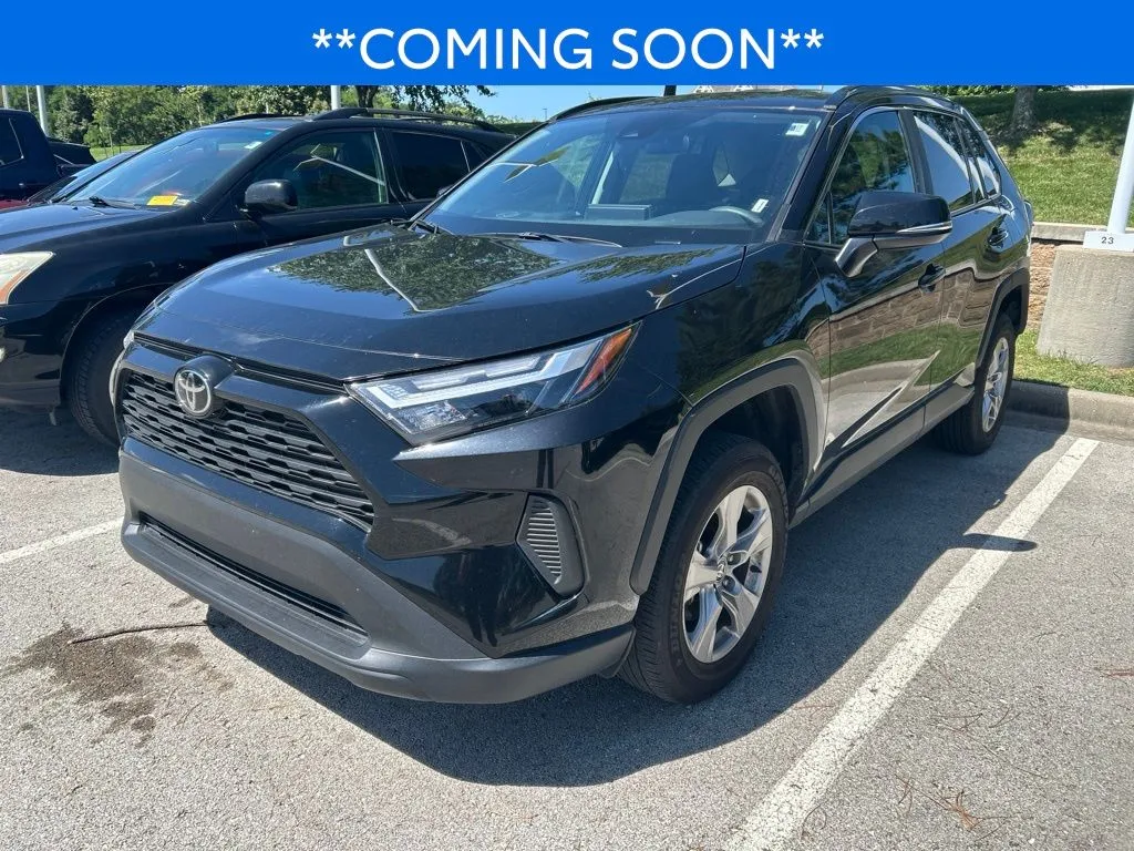 Black 2025 Toyota RAV4 XLE for sale in Kansas City, MO