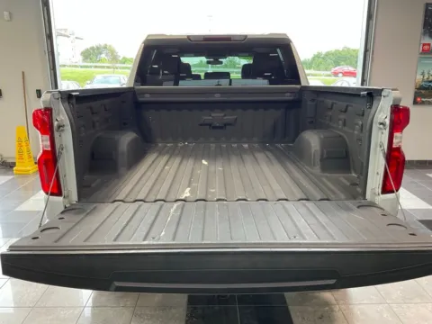 More photos of 2022 Chevrolet Silverado 1500 LTD LT Trail Boss at Jay Wolfe Toyota, MO