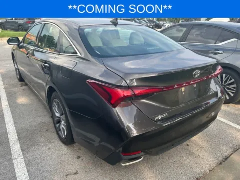 More photos of 2019 Toyota Avalon XLE at Jay Wolfe Toyota, MO