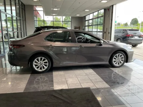 More photos of 2023 Toyota Camry LE at Jay Wolfe Toyota, MO