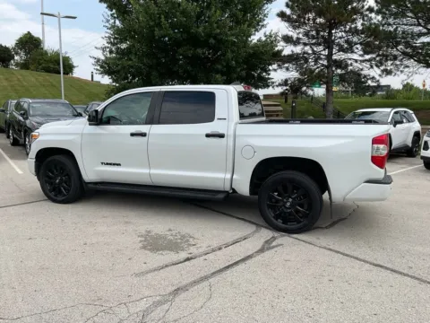More photos of 2021 Toyota Tundra Limited at Jay Wolfe Toyota, MO