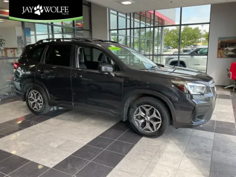 Gray 2019 Subaru Forester Premium for sale in Kansas City, MO