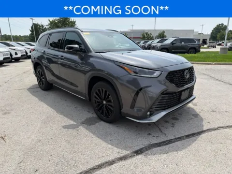 Another view of 2023 Toyota Highlander XSE for sale in Kansas City, MO at Jay Wolfe Toyota