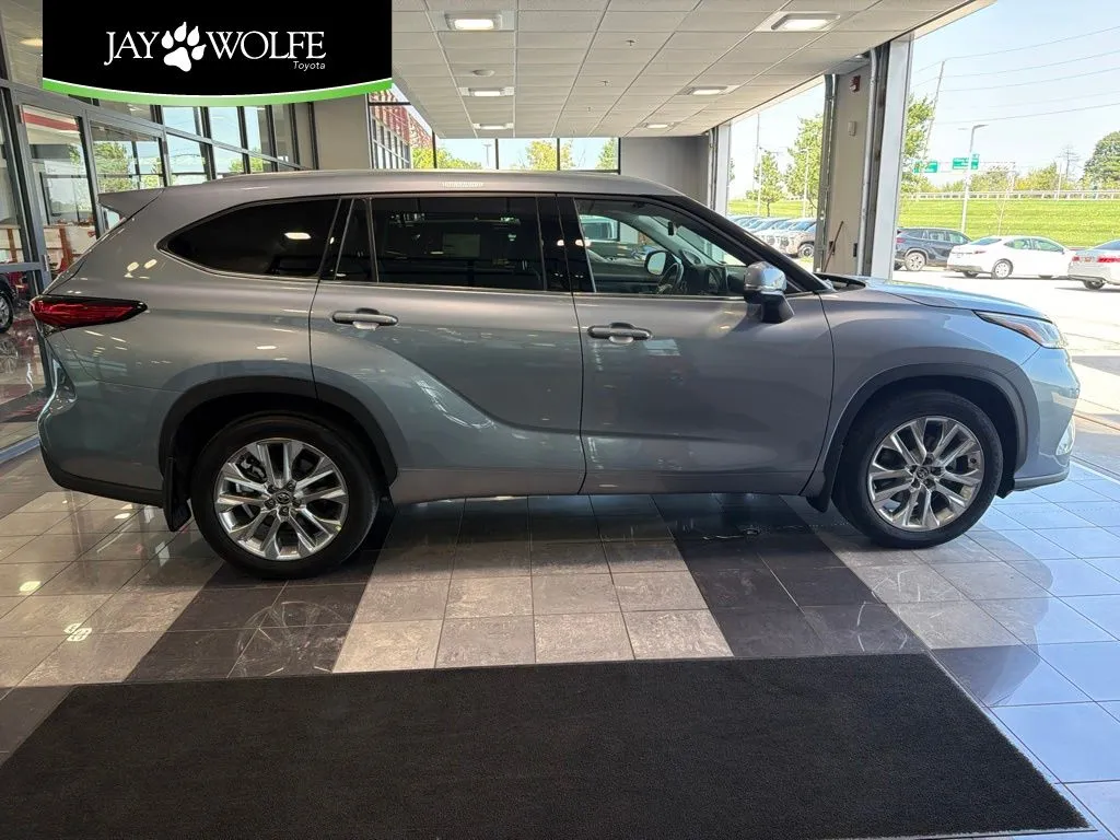 2021 Toyota Highlander Limited for sale in Kansas City, MO