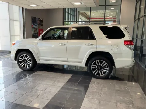 More photos of 2013 Toyota 4Runner SR5 at Jay Wolfe Toyota, MO