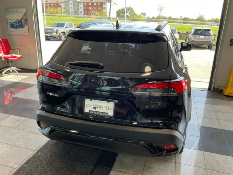 More photos of 2025 Toyota Corolla Cross Hybrid XSE at Jay Wolfe Toyota, MO