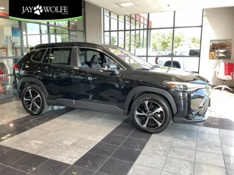 Black 2025 Toyota Corolla Cross Hybrid XSE for sale in Kansas City, MO