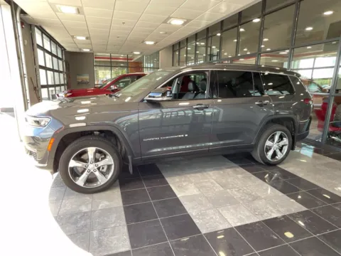 Another view of 2022 Jeep Grand Cherokee L Limited for sale in Kansas City, MO at Jay Wolfe Toyota