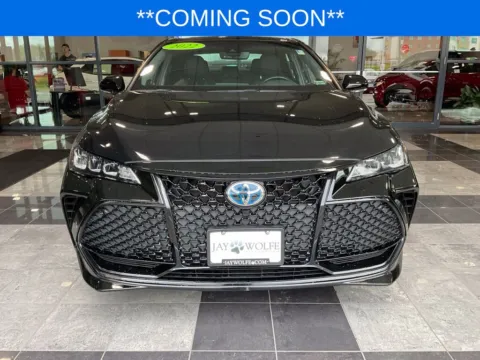 Photos of 2022 Toyota Avalon Hybrid XSE for sale in Kansas City, MO at Jay Wolfe Toyota