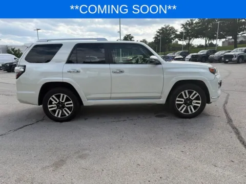 More photos of 2019 Toyota 4Runner Limited at Jay Wolfe Toyota, MO