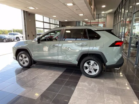 More photos of 2022 Toyota RAV4 Hybrid XLE at Jay Wolfe Toyota, MO