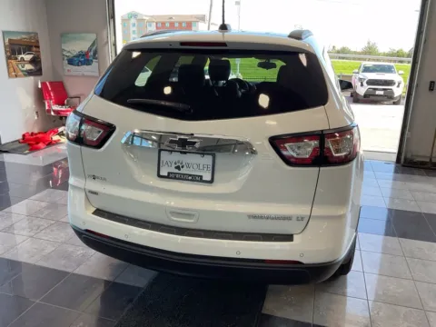 More photos of 2016 Chevrolet Traverse LT at Jay Wolfe Toyota, MO