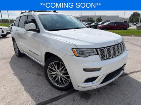 Another view of 2018 Jeep Grand Cherokee Summit for sale in Kansas City, MO at Jay Wolfe Toyota