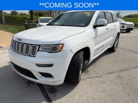 White 2018 Jeep Grand Cherokee Summit for sale in Kansas City, MO