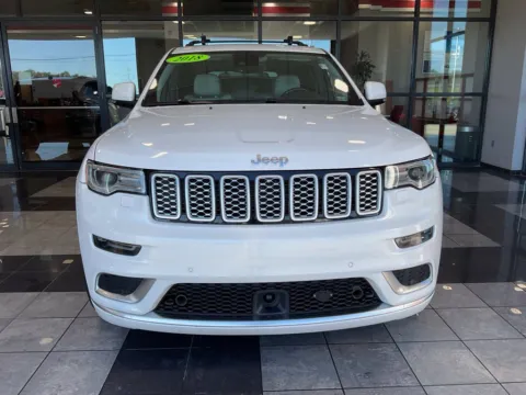 Photos of 2018 Jeep Grand Cherokee Summit for sale in Kansas City, MO at Jay Wolfe Toyota