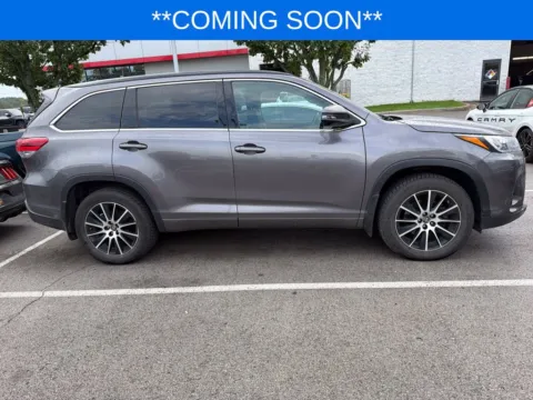 More photos of 2018 Toyota Highlander SE at Jay Wolfe Toyota, MO