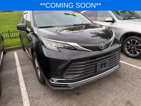 Another view of 2022 Toyota Sienna XLE for sale in Kansas City, MO at Jay Wolfe Toyota
