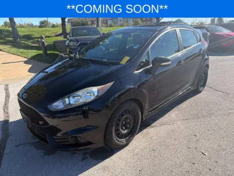Black 2016 Ford Fiesta ST for sale in Kansas City, MO