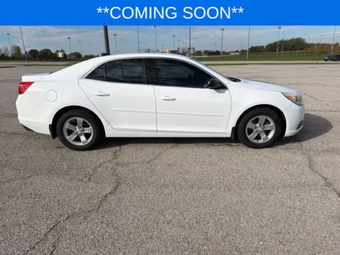 More photos of 2013 Chevrolet Malibu LS at Jay Wolfe Toyota, MO