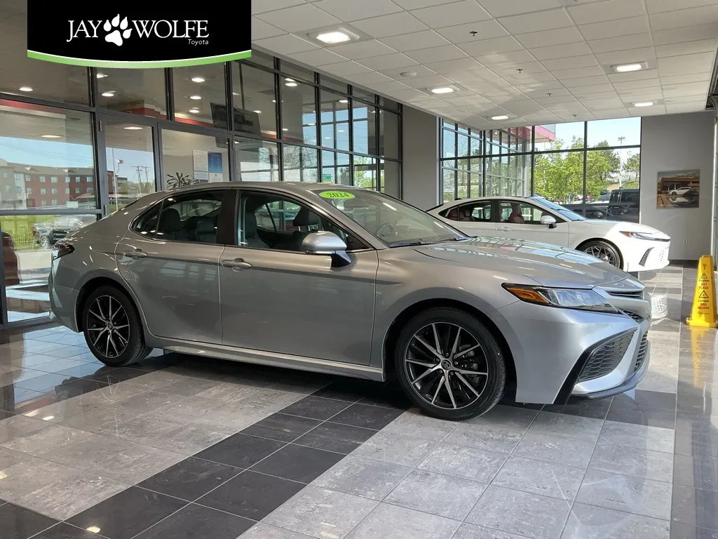 2024 Toyota Camry SE for sale in Kansas City, MO