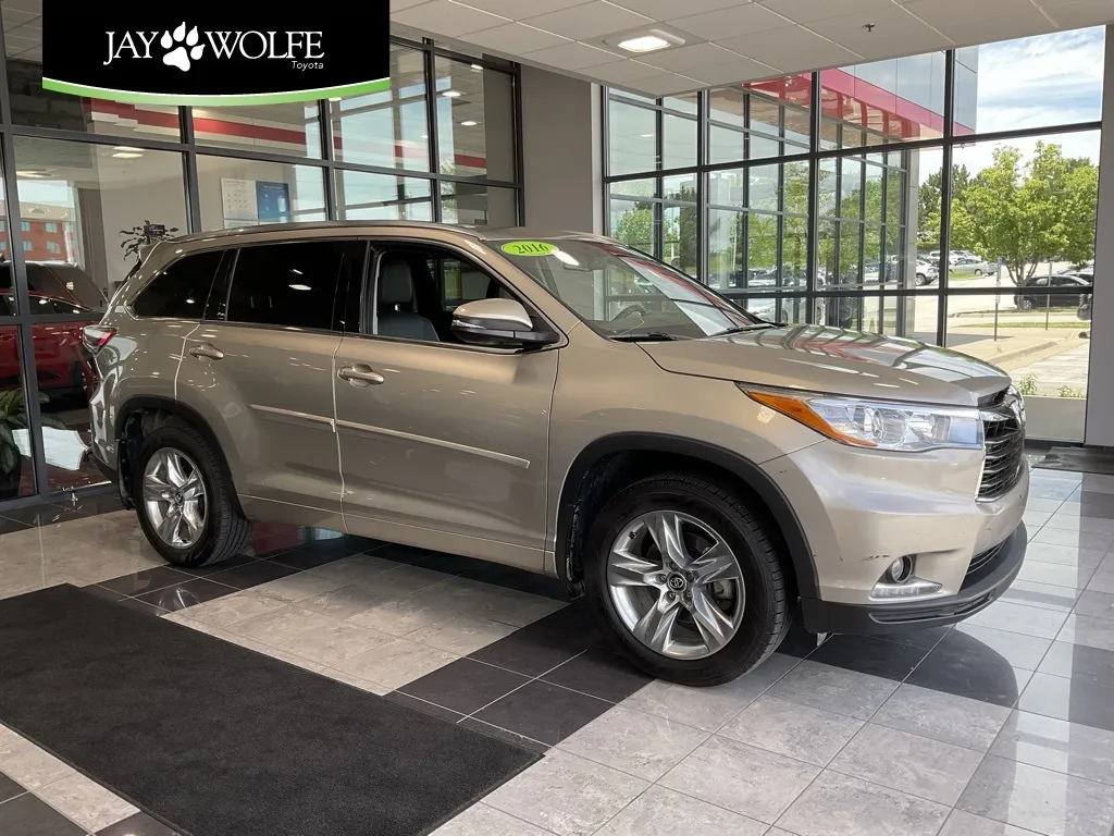 2016 Toyota Highlander Limited for sale in Kansas City, MO