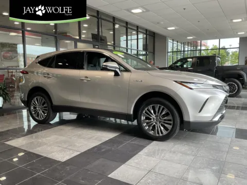 Gray 2021 Toyota Venza Limited for sale in Kansas City, MO