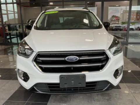 Photos of 2019 Ford Escape SE for sale in Kansas City, MO at Jay Wolfe Toyota