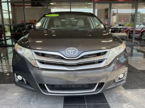 Photos of 2013 Toyota Venza XLE for sale in Kansas City, MO at Jay Wolfe Toyota
