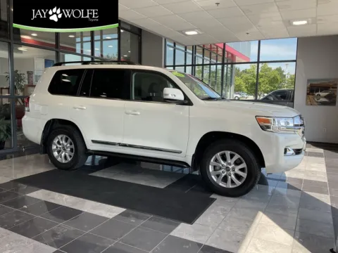 White 2021 Toyota Land Cruiser for sale in Kansas City, MO