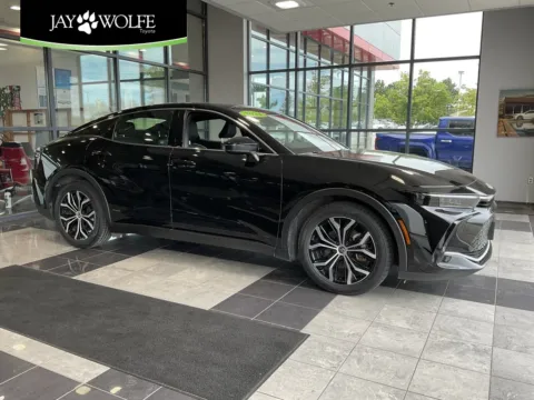 Black 2024 Toyota Crown Limited for sale in Kansas City, MO