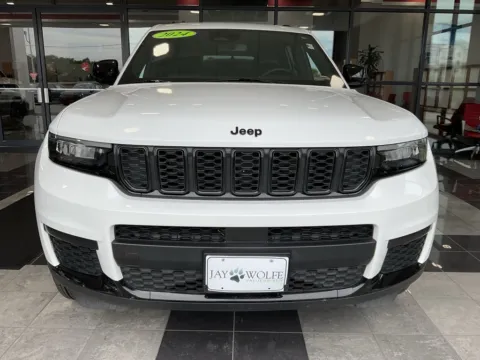 Photos of 2024 Jeep Grand Cherokee L Altitude for sale in Kansas City, MO at Jay Wolfe Toyota