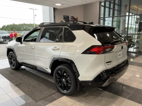 More photos of 2025 Toyota RAV4 Hybrid XSE at Jay Wolfe Toyota, MO