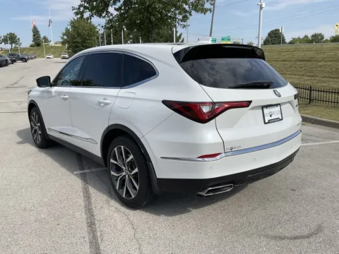 More photos of 2022 Acura MDX Technology at Jay Wolfe Toyota, MO
