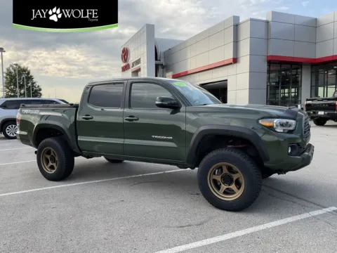 Green 2021 Toyota Tacoma TRD Off-Road for sale in Kansas City, MO